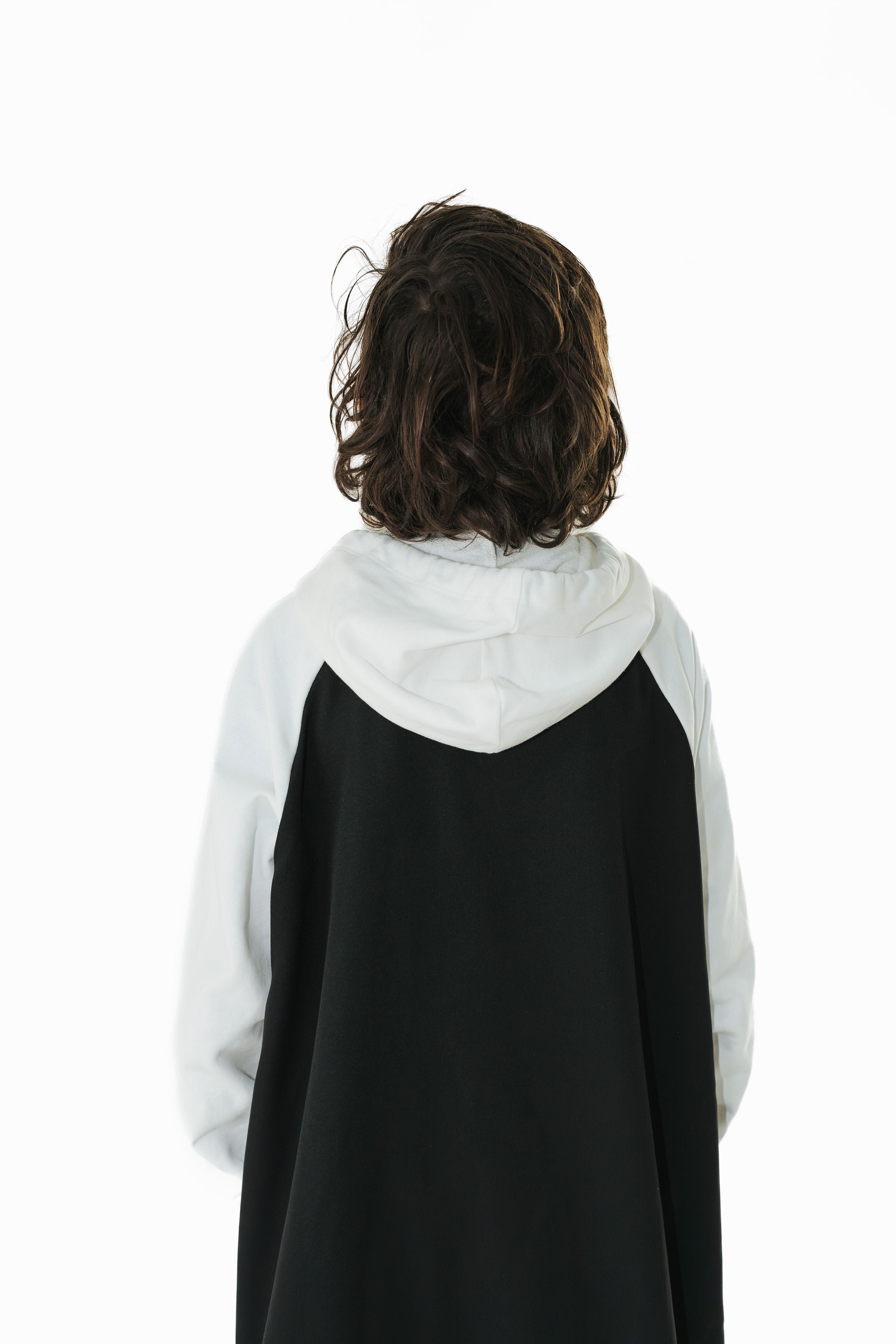 Boy's Black & White Hoodie Thobe