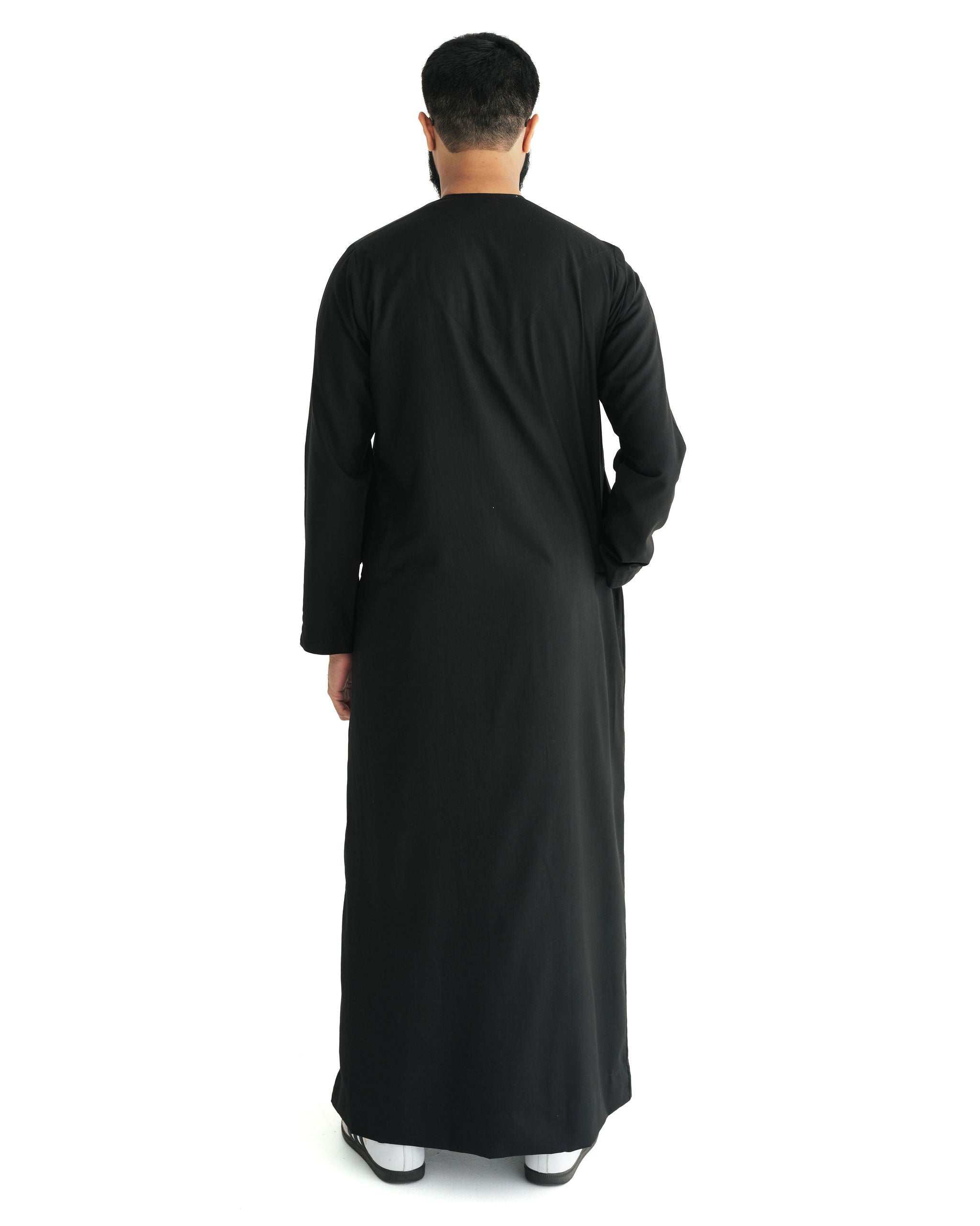 Men's Black Emirati Thobe