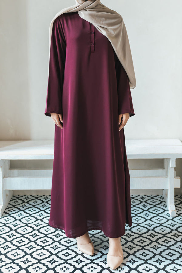 Maroon Essentials Abaya