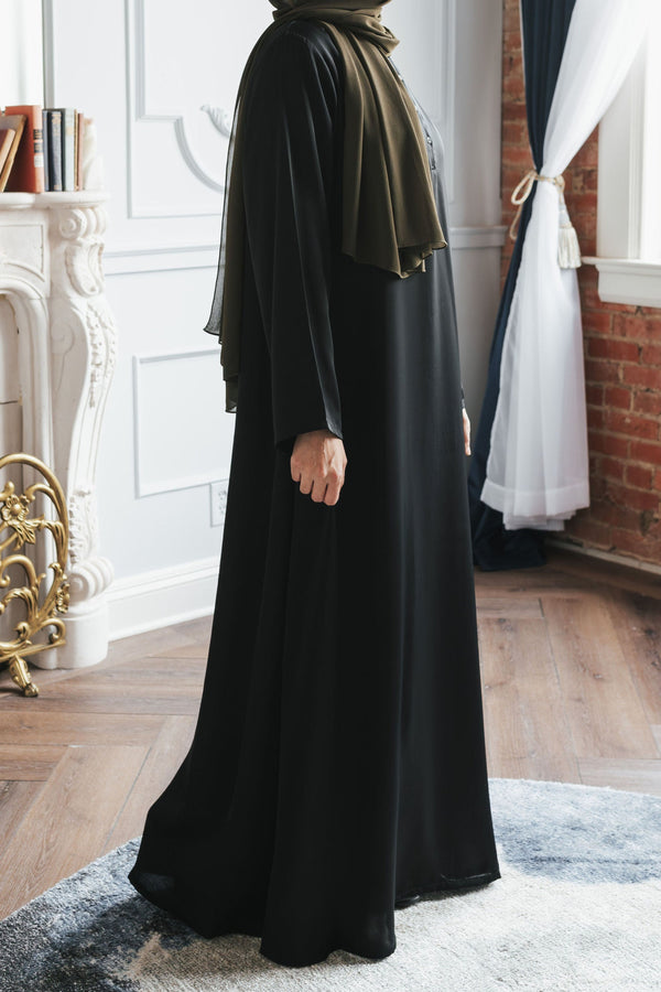 Black Essentials Abaya
