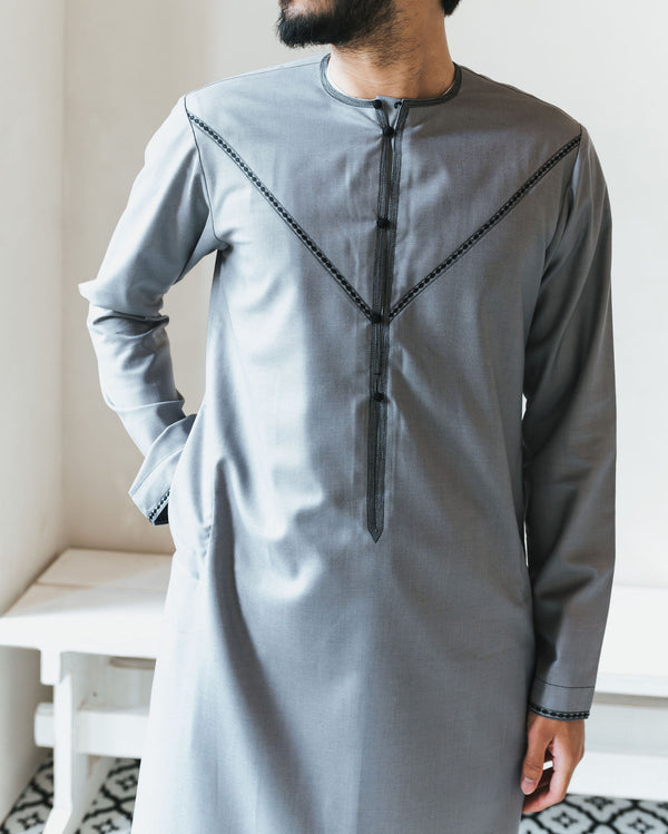 Men's Lead Grey Emirati Thobe