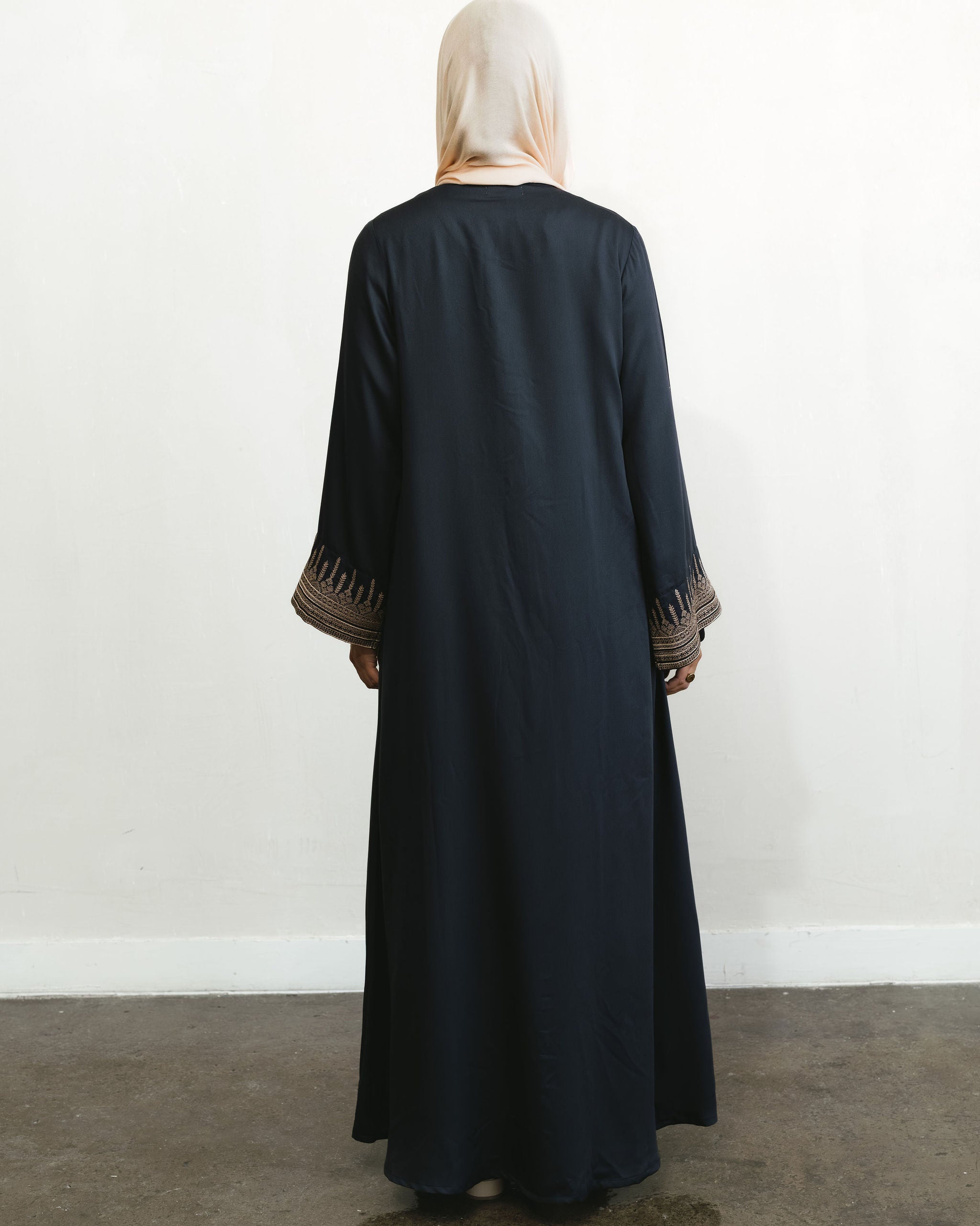 Embroidered Tribal Sleeve Button Front Abaya - Navy & Stone