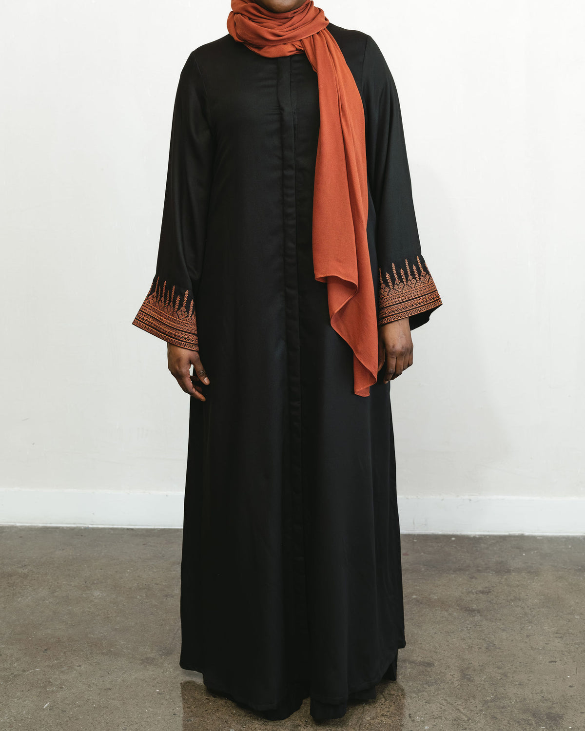 Embroidered Tribal Sleeve Button Front Abaya - Black & Rust