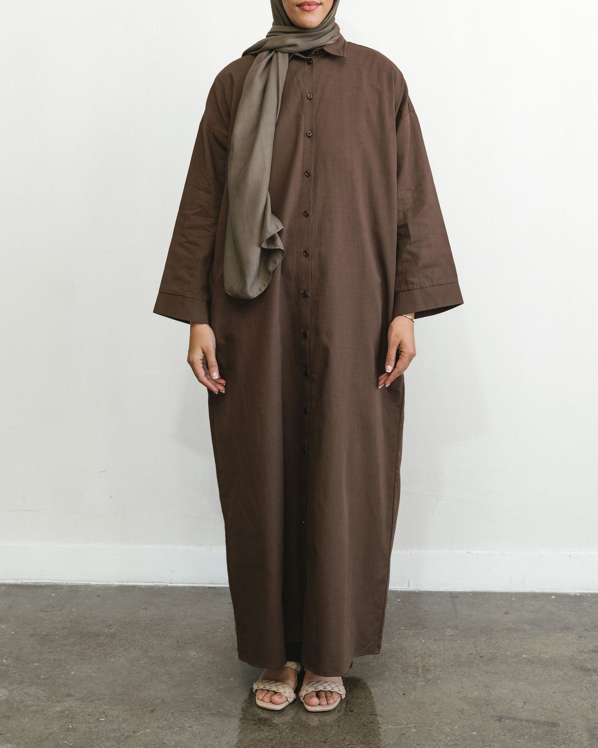 Women's Cocoa Brown Linen Button Front Abaya