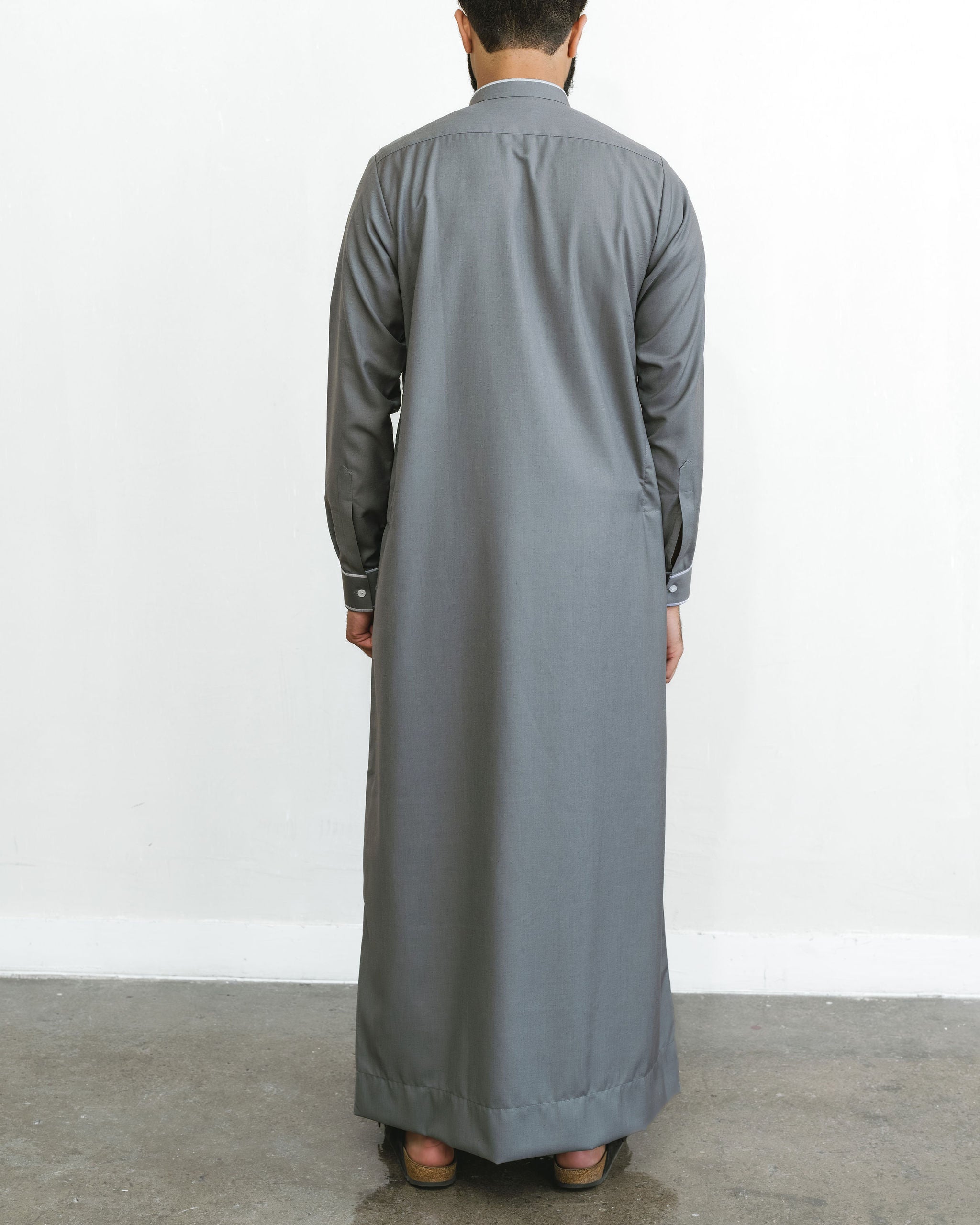 Men's Grey Edge Thobe