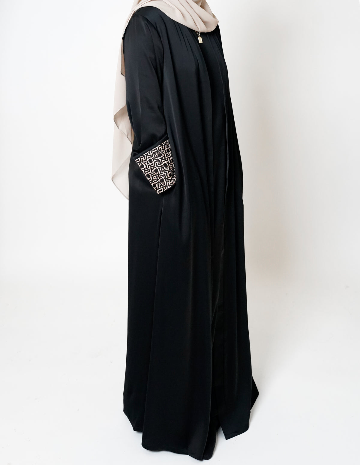Black Geo Embroidered Cuff Open Abaya