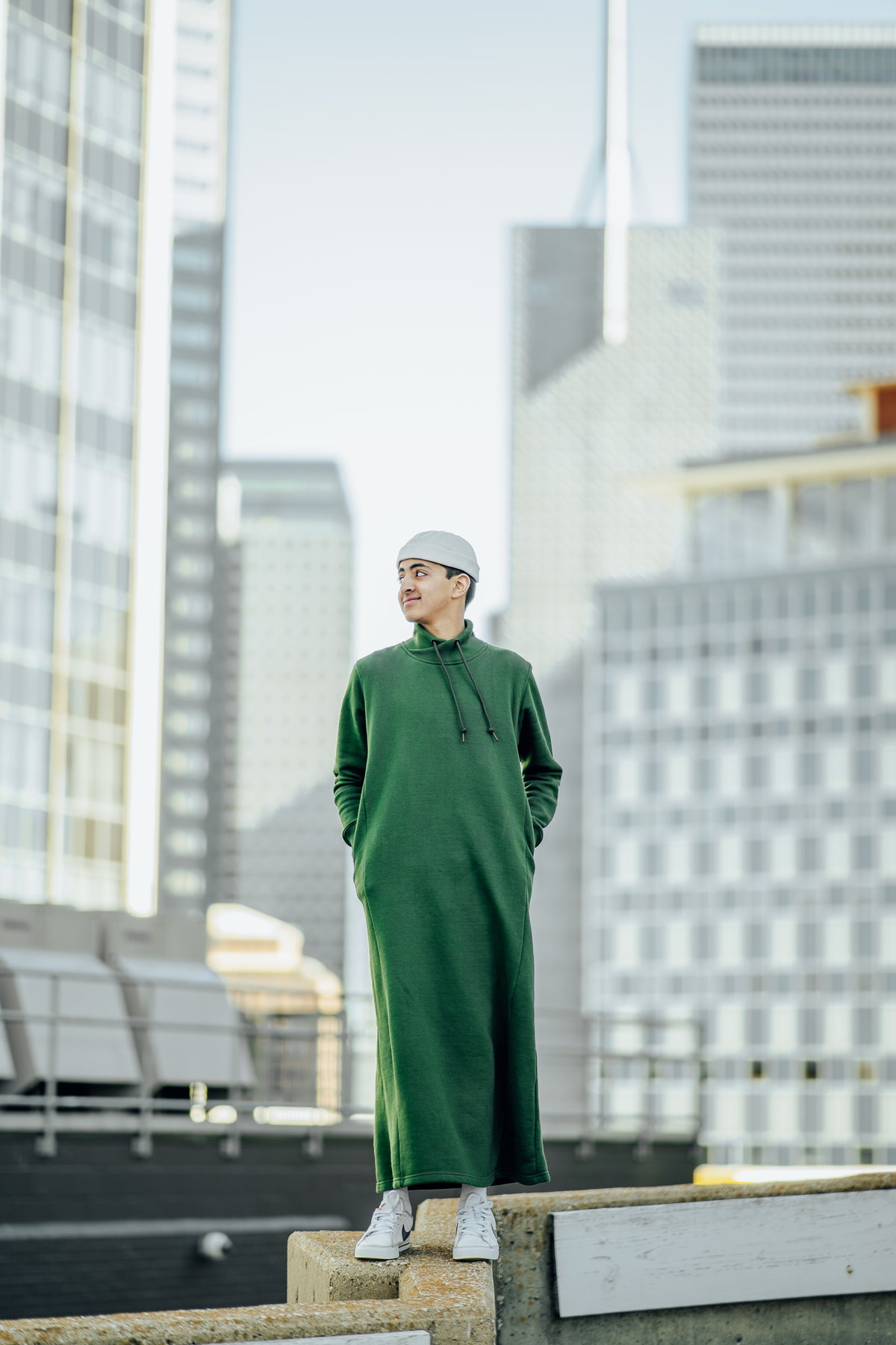 Men's Kelly Green Mockneck Thobe | aaBideen Men's Kelly Green Mockneck Thobe | aaBideen