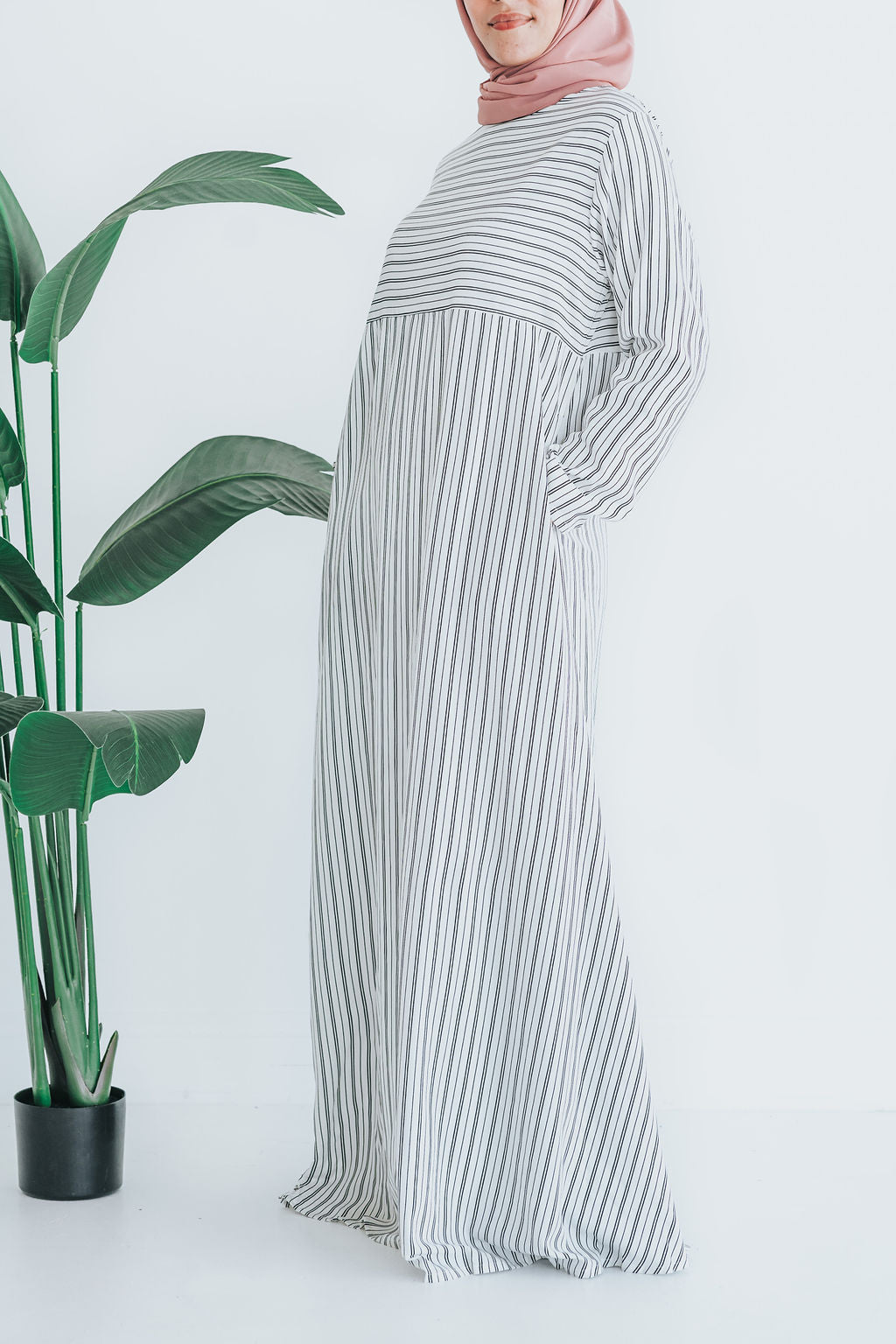 White Thin Stripe Abaya